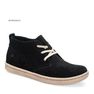 Born men's Cristian Chukka Boots Black Suede 9 M